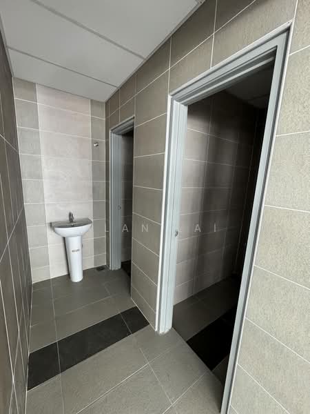 Kedai / Pejabat untuk Dijual di Cyberjaya (Selangor) - Alan Lai - Interior - PropertyGuru.com.my
