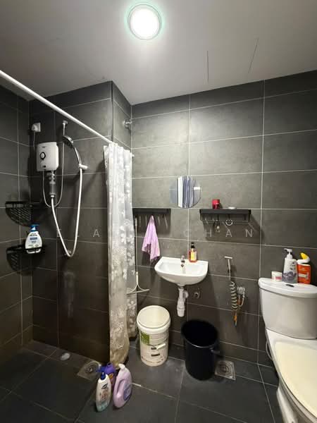 Service Residence for Sale at Midas @ Seri Alam - Elaine Chan - Bathroom - PropertyGuru.com.my