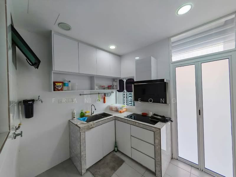 Service Residence for Sale at Fortune Centra - Franco Leong - Kitchen - PropertyGuru.com.my