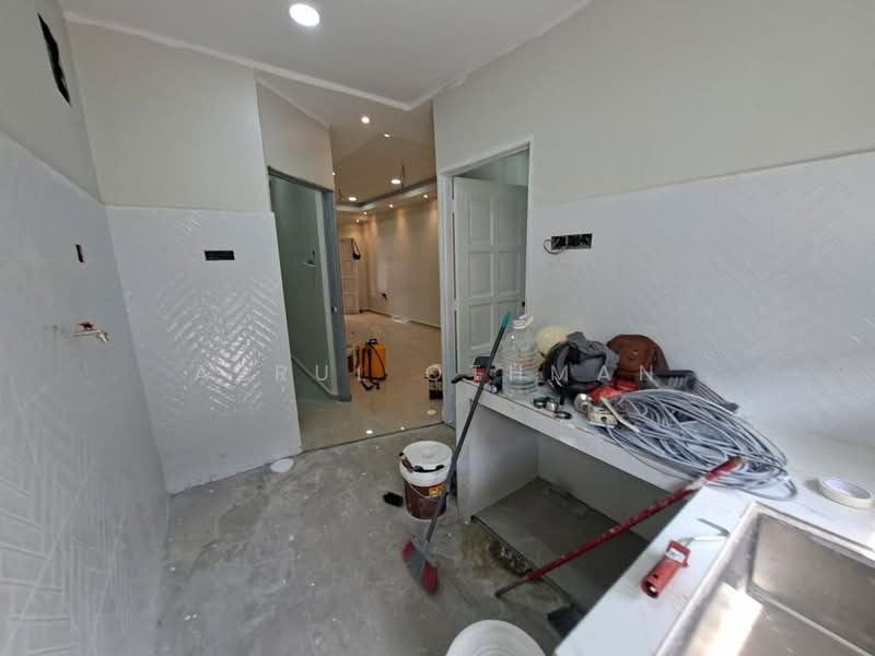Rumah Teres 1 Tingkat untuk Dijual di Sikamat (Negeri Sembilan) - Azrul Othman - Kitchen - PropertyGuru.com.my