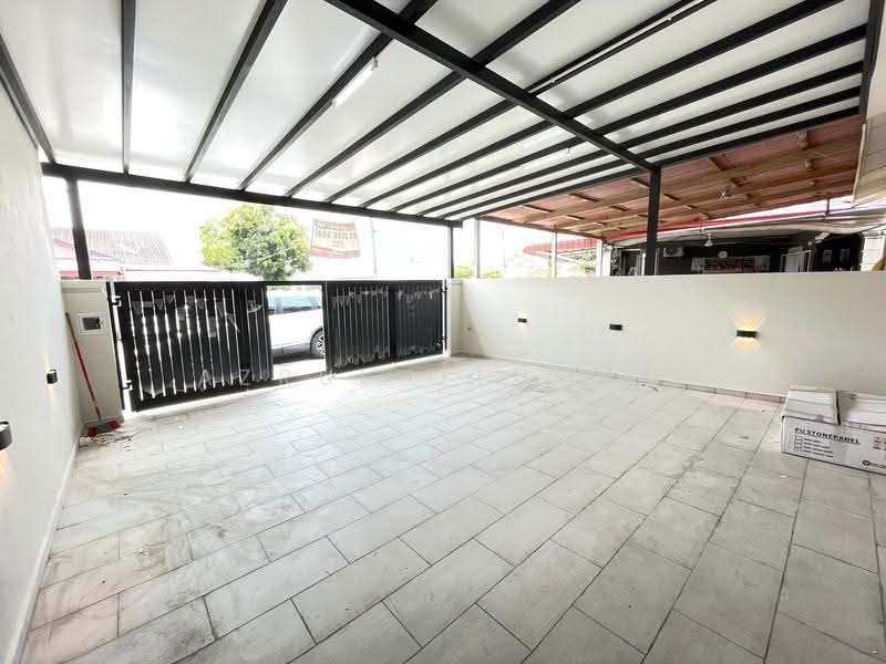 Rumah Teres 1-Tingkat untuk Dijual di Sikamat (Negeri Sembilan) - Azrul Othman - Exterior - PropertyGuru.com.my