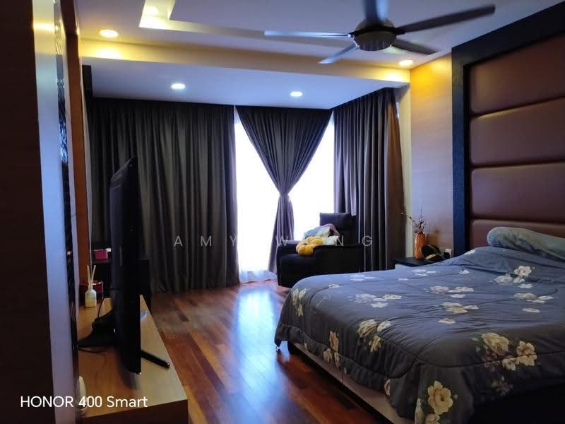 Condominium for Sale at 9 Bukit Utama Condominium - Amy Wong - Master Bedroom - PropertyGuru.com.my