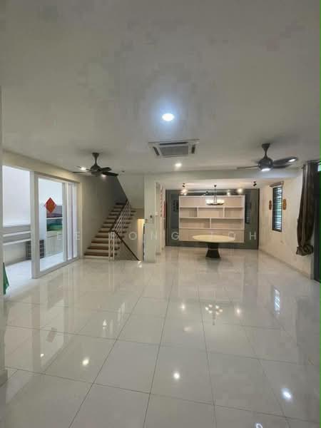 Rumah Berkembar untuk Dijual di Taman Impian Emas (Skudai) - Ee Fong Toh - Living Room - PropertyGuru.com.my