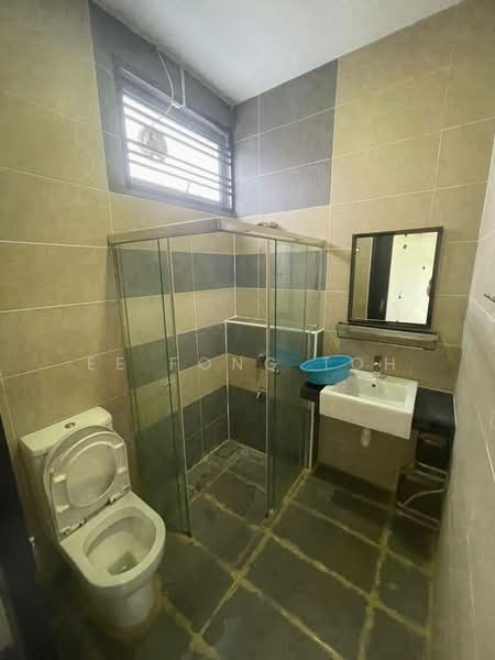 Rumah Berkembar untuk Dijual di Taman Impian Emas (Skudai) - Ee Fong Toh - Bathroom - PropertyGuru.com.my