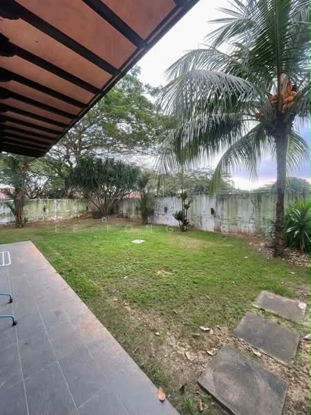 Rumah Berkembar untuk Dijual di Taman Impian Emas (Skudai) - Ee Fong Toh - Garden - PropertyGuru.com.my