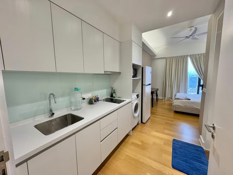 Servis Apartment untuk Disewa di The Sentral Suites - Nadia Nasir - Kitchen - PropertyGuru.com.my