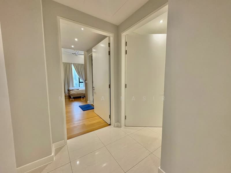 Servis Apartment untuk Disewa di The Sentral Suites - Nadia Nasir - Corridor - PropertyGuru.com.my