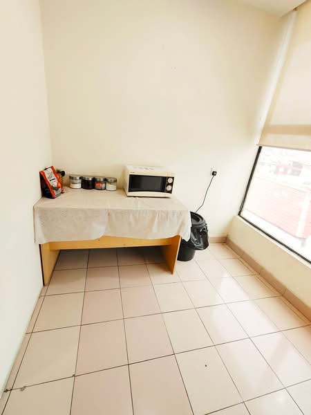 Office for Rent in Bandar Sunway (Sunway) - Jordan . - Kitchen - PropertyGuru.com.my