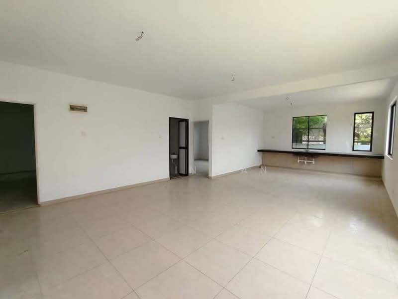 Semi-Detached House for Sale in Taman Nong Chik (Johor Bahru) - Kavin Tan - Living Room - PropertyGuru.com.my