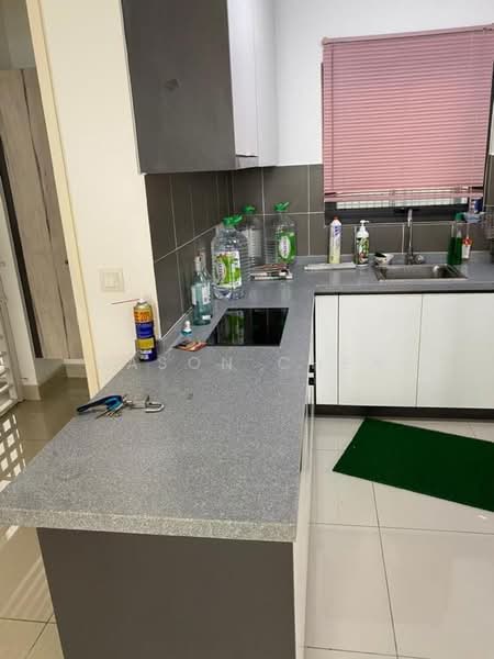 Kondominium untuk Disewa di Lakeville Residence - Jason Chen - Kitchen - PropertyGuru.com.my