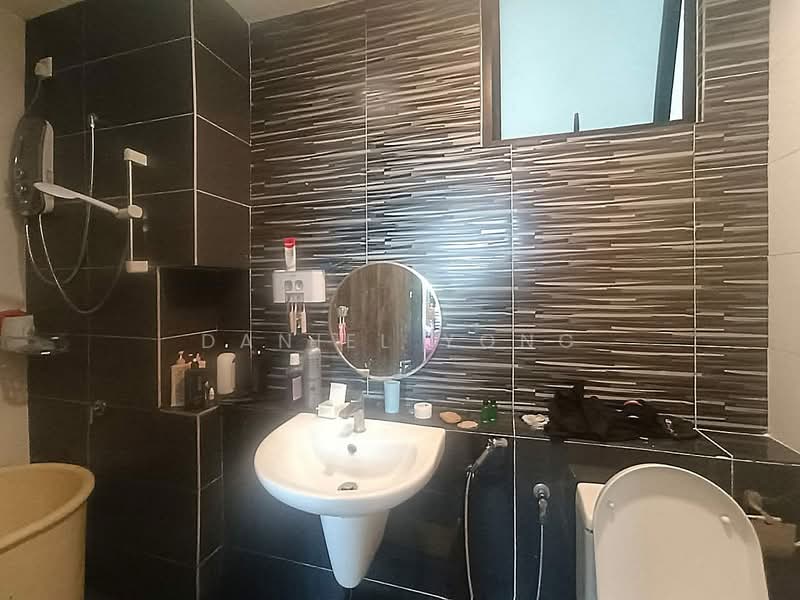 Servis Apartment untuk Dijual di Citywoods - Daniel Yong - Bathroom - PropertyGuru.com.my