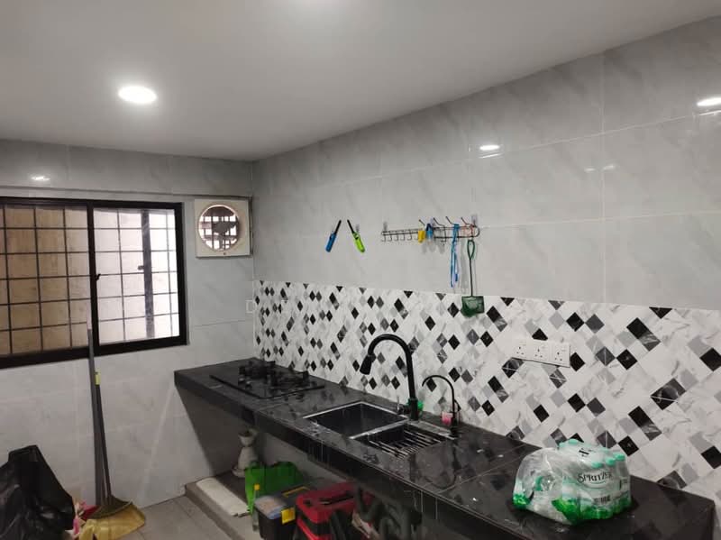 Rumah Flat untuk Disewa di Bukit Cheras - Den Lam - PropertyGuru.com.my