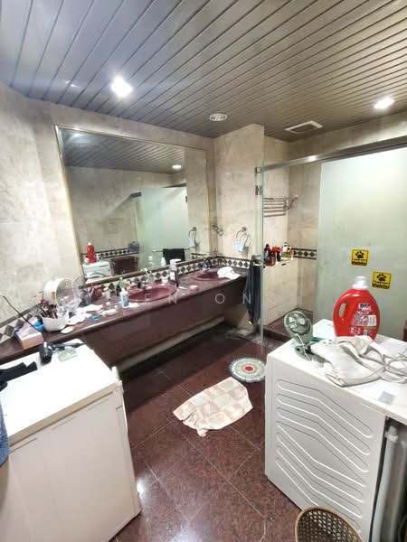 Kondominium untuk Disewa di Wangsa Heights - Den Ong - Bathroom - PropertyGuru.com.my