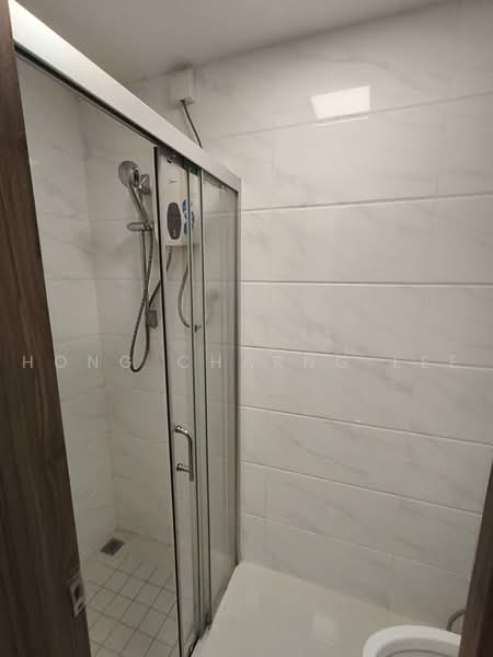 Pangsapuri untuk Disewa di Regalia Park @ Forest City - Hong Charng Lee - Bathroom - PropertyGuru.com.my