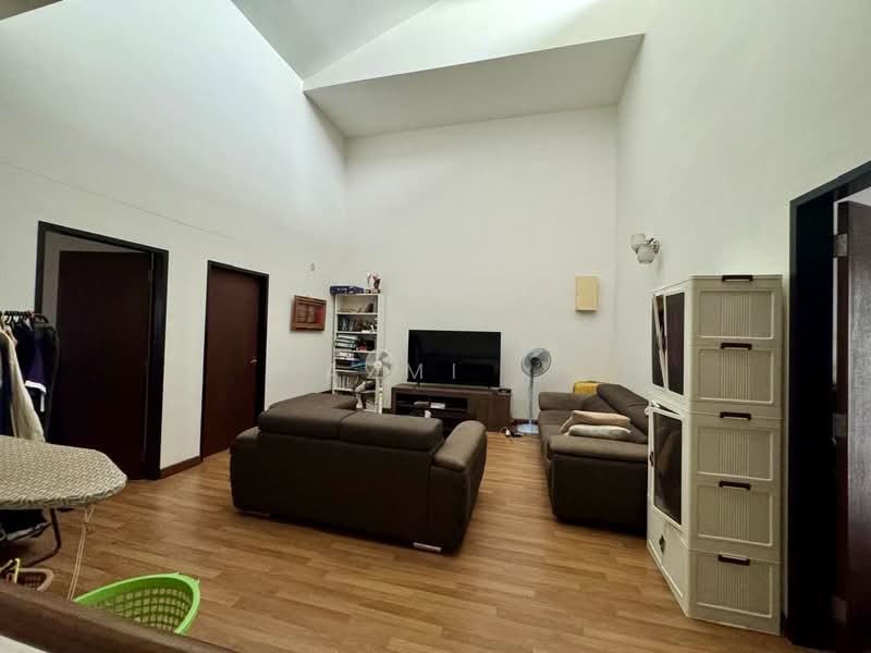 2-storey Terraced House for Sale in Denai Alam (Shah Alam) - Azmi . - Living Room - PropertyGuru.com.my