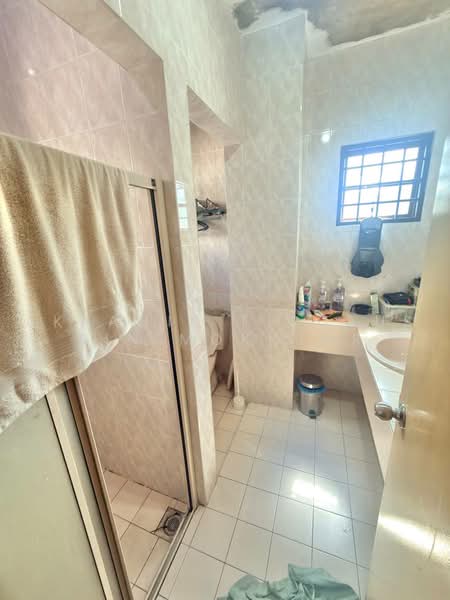 Rumah Teres 2 Tingkat untuk Dijual di Bukit Jelutong (Shah Alam) - Akramin Firdaus Bin Mokhtar - PropertyGuru.com.my