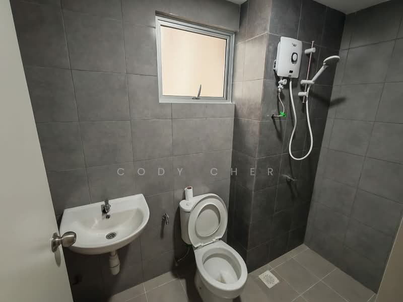 Condominium for Rent at Residensi Sateria - Cody Cher - Bathroom - PropertyGuru.com.my