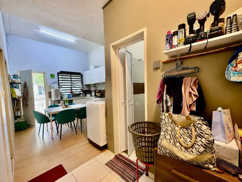 1-storey Terraced House for Sale in Taman Meru Harapan (Kapar) - Sariza Hartanah - Kitchen - PropertyGuru.com.my