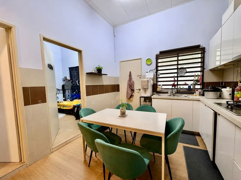 1-storey Terraced House for Sale in Taman Meru Harapan (Kapar) - Sariza Hartanah - Kitchen - PropertyGuru.com.my