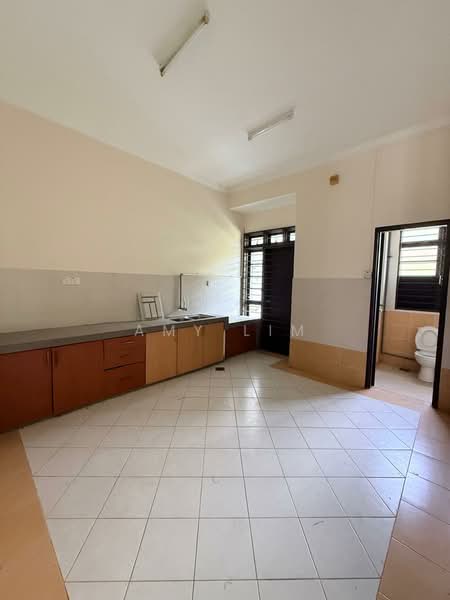 Rumah Teres 2.5 Tingkat untuk Disewa di Bandar Kinrara Seksyen 5 (Bandar Kinrara) - Amy Lim - Kitchen - PropertyGuru.com.my