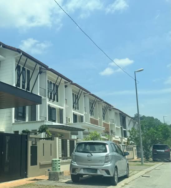 Rumah Teres 2.5 Tingkat untuk Disewa di Bandar Kinrara Seksyen 5 (Bandar Kinrara) - Amy Lim - Exterior - PropertyGuru.com.my