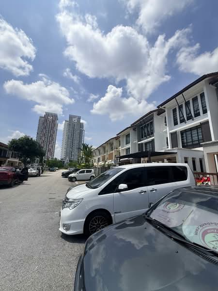 Rumah Teres 2.5 Tingkat untuk Disewa di Bandar Kinrara Seksyen 5 (Bandar Kinrara) - Amy Lim - Exterior - PropertyGuru.com.my