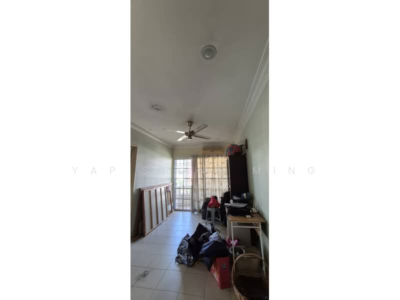 Rumah Teres 2 Tingkat untuk Dijual di Sungai Buloh (Selangor) - Yap Seong Ming - Living Room - PropertyGuru.com.my