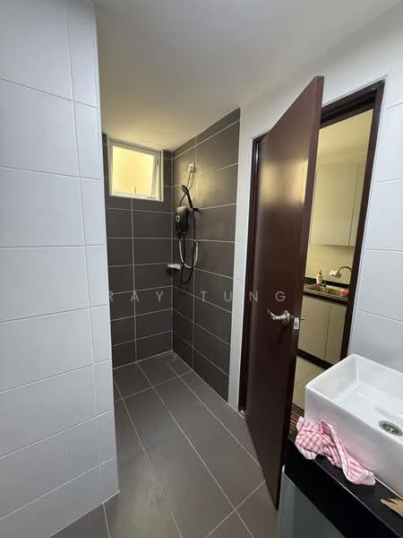 Service Residence for Rent at KSL Residence @ Daya - Ray Tung - Bathroom - PropertyGuru.com.my