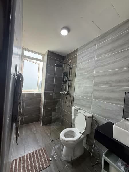 Service Residence for Rent at KSL Residence @ Daya - Ray Tung - Bathroom - PropertyGuru.com.my
