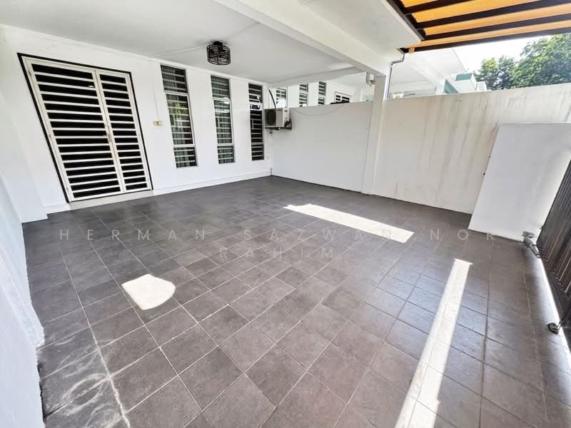 Rumah Teres 2-Tingkat untuk Dijual di Kajang (Selangor) - Herman Sazwan Nor Rahim - Porch - PropertyGuru.com.my
