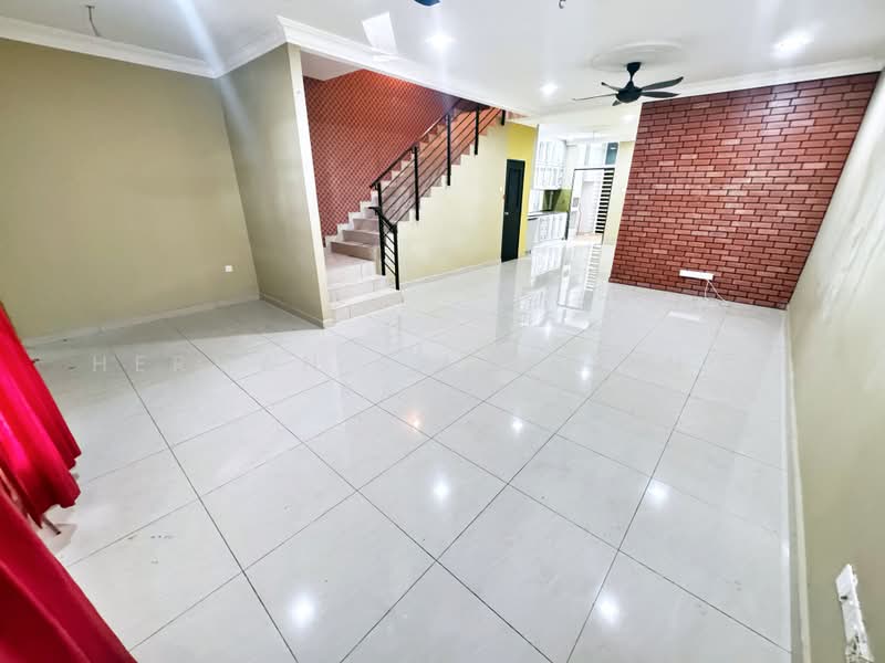 Rumah Teres 2-Tingkat untuk Dijual di Kajang (Selangor) - Herman Sazwan Nor Rahim - Living Room - PropertyGuru.com.my
