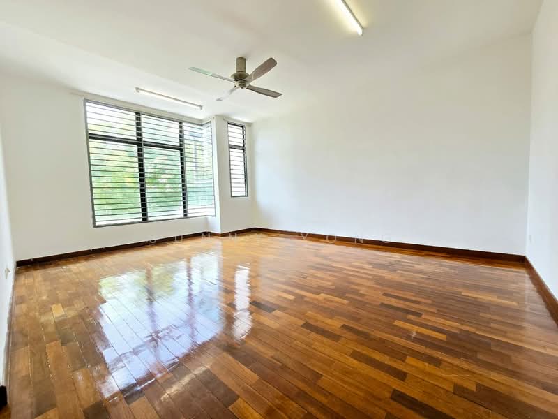 Rumah Teres 2.5 Tingkat untuk Dijual di Bandar Puteri Puchong (Puchong) - SUNNY YONG - Living Room - PropertyGuru.com.my