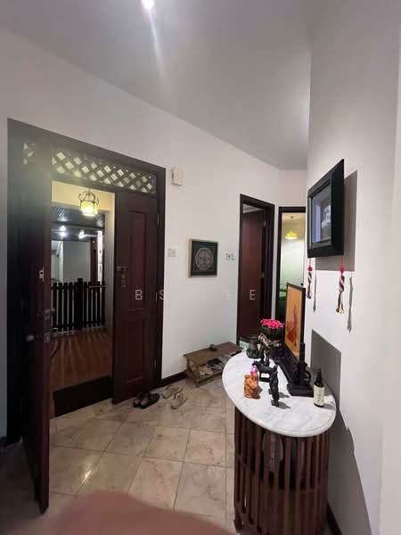 Kondominium untuk Dijual di Kampung Warisan - BS Lee - Entrance - PropertyGuru.com.my