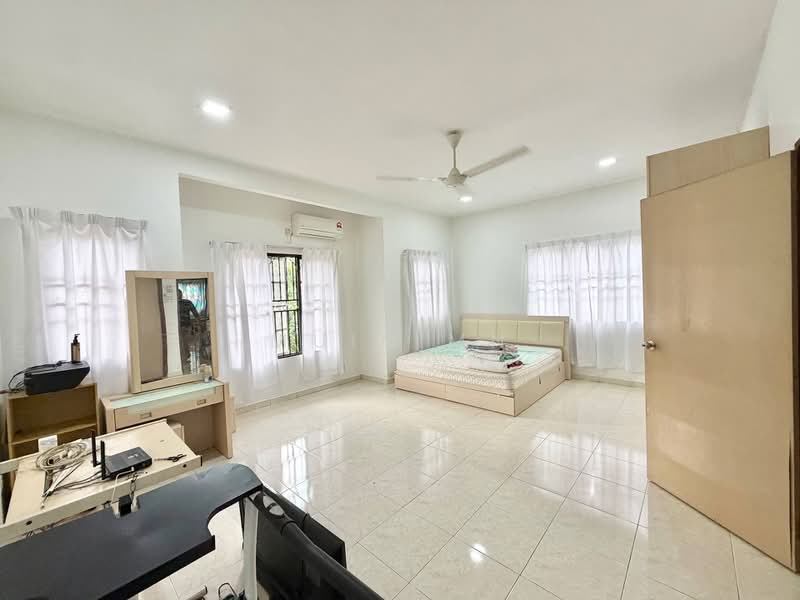 Rumah Teres 2-Tingkat untuk Dijual di Shah Alam (Selangor) - Muin Mn - Bedroom - PropertyGuru.com.my