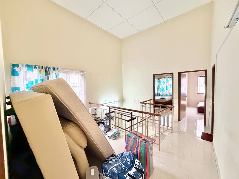 Rumah Teres 2-Tingkat untuk Dijual di Shah Alam (Selangor) - Muin Mn - Corridor - PropertyGuru.com.my