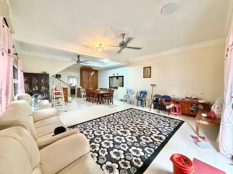 Rumah Teres 2-Tingkat untuk Dijual di Shah Alam (Selangor) - Muin Mn - Living Room - PropertyGuru.com.my