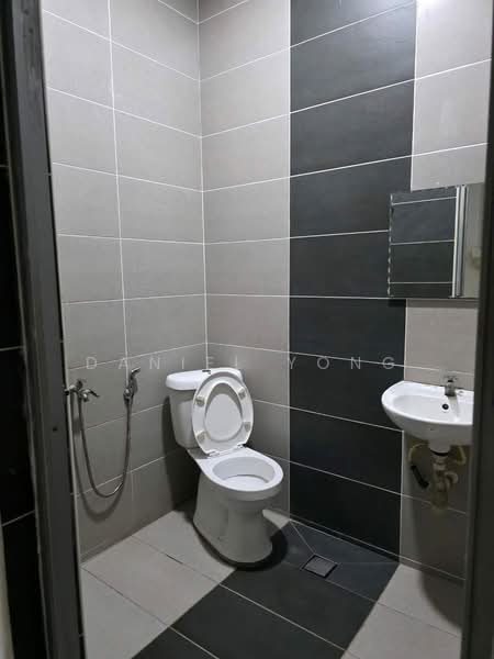 Rumah Teres 2 Tingkat untuk Dijual di Skudai (Johor) - Daniel Yong - Bathroom - PropertyGuru.com.my