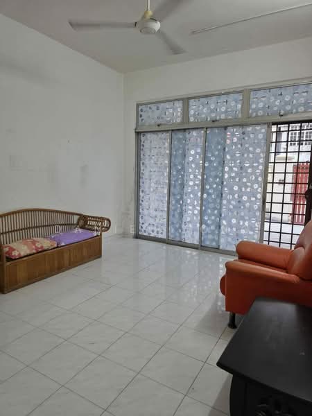 Rumah Teres 2 Tingkat untuk Dijual di Skudai (Johor) - Daniel Yong - Living Room - PropertyGuru.com.my