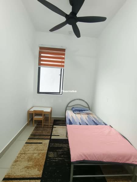 Kondominium untuk Disewa di Topaz Residence - Tharrsha. T - Bedroom - PropertyGuru.com.my