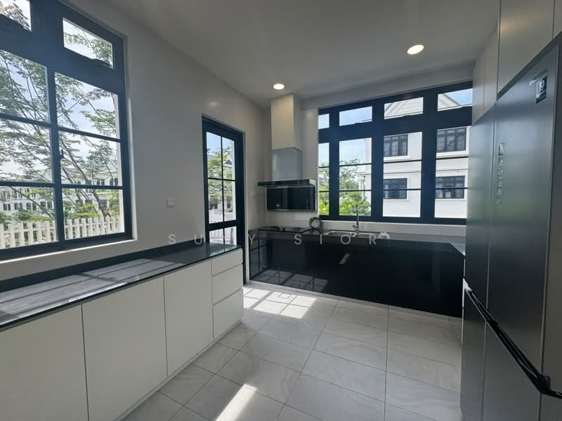 2.5-storey Terraced House for Rent in Eco Botanic (Iskandar Puteri (Nusajaya)) - Suny Sior - Kitchen - PropertyGuru.com.my