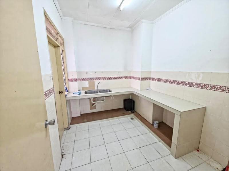 Kondominium untuk Disewa di Skudai Villa - Sausa Lee - Kitchen - PropertyGuru.com.my