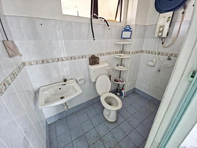 Kondominium untuk Disewa di Skudai Villa - Sausa Lee - Bathroom - PropertyGuru.com.my