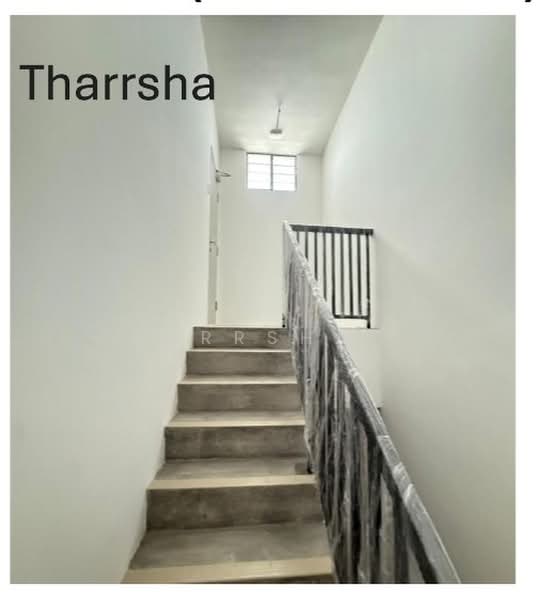 Shop for Rent in Semenyih (Selangor) - Tharrsha. T - Corridor - PropertyGuru.com.my