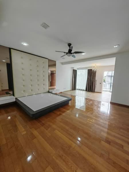 2.5-storey Terraced House for Sale in Taman Sutera Utama (Skudai) - Jason Khoo - Bedroom - PropertyGuru.com.my