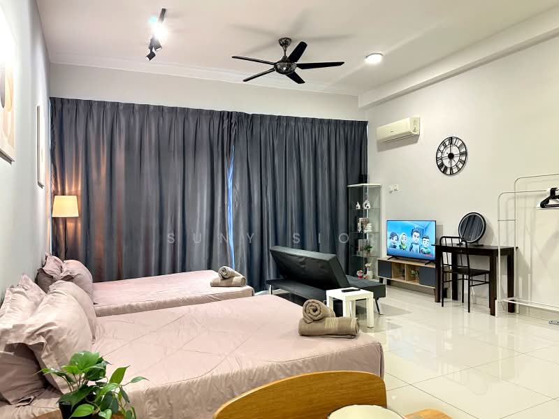 Servis Apartment untuk Dijual di Palazio - Suny Sior - Living Room - PropertyGuru.com.my