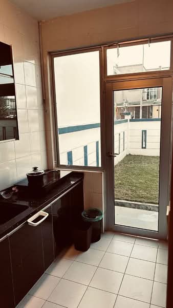 Rumah Kluster untuk Dijual di Kempas Utama (Tebrau) - Ee Fong Toh - Kitchen - PropertyGuru.com.my