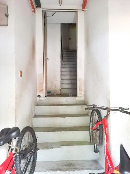 Shop for Sale in Seremban (Negeri Sembilan) - KC Ng - Entrance - PropertyGuru.com.my