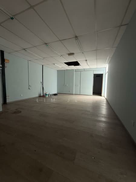 Office for Rent in Bandar Botanic (Klang) - Lim Jeon - Interior - PropertyGuru.com.my