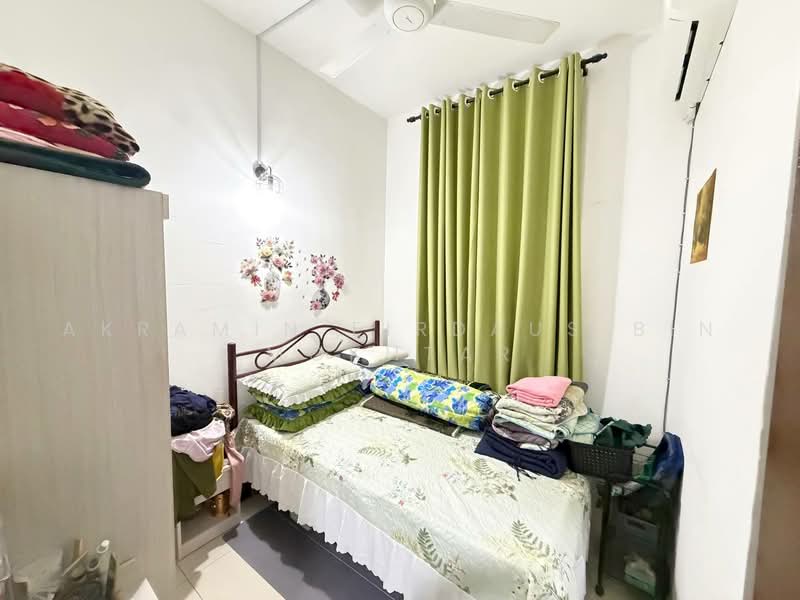 Rumah Teres 2 Tingkat untuk Dijual di Seksyen 30 (Shah Alam) - Akramin Firdaus Bin Mokhtar - PropertyGuru.com.my