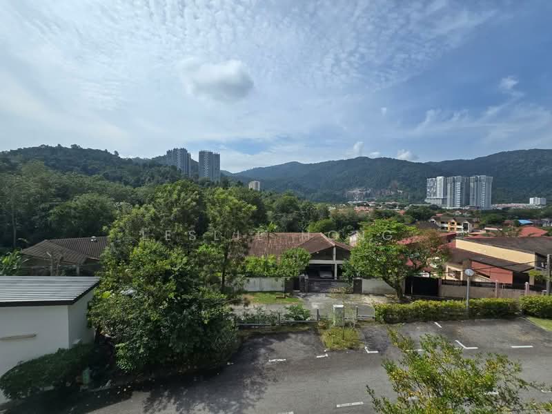 3-storey Terraced House for Sale in Tanjung Bungah (Penang) - Leslie Hong - Exterior - PropertyGuru.com.my